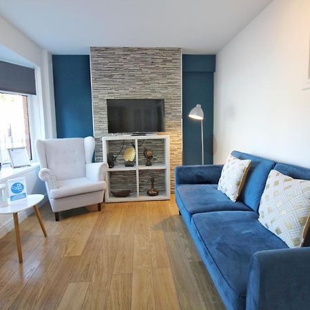 Anjore House - Modern Serviced Apartment In Белфаст Екстериор снимка